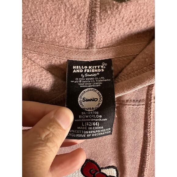 Hello Kitty And Friends Hoodie Mens Large Bioworld Sanrio Pullover Sweatshirt - Picture 3 of 5